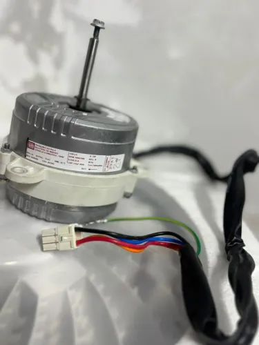 Motor para condensador 