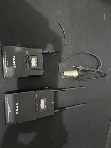 Kit de Microfone Sem Fio Sony UWP (Receptor URX-P2 + Transmissor UTX-B2):