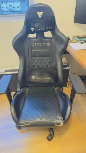 Cadeira Gamer Force One Preta - Oportunidade