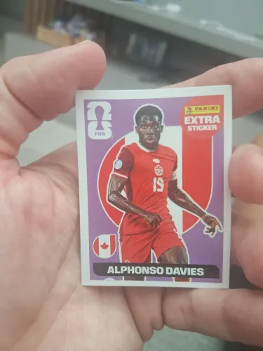 Figura Legend Alphonso Davies