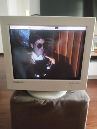 Monitor CRT 17 polegadas Samsung SyncMaster