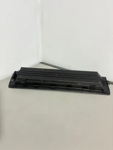 Suporte para Triangulo de Segurança Hyundai HB20 2013/2019 857721S000 Original