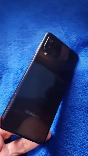A22 trincado , mas fora isso tudo perfeito