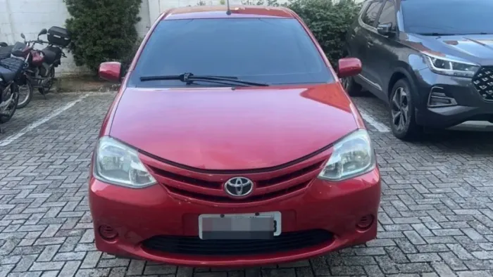 Toyota Etios XS 1.3 Flex 16V 5P Mec. 2013