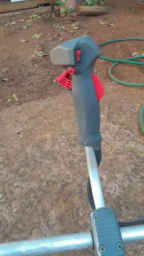 Vende se Roçadeira