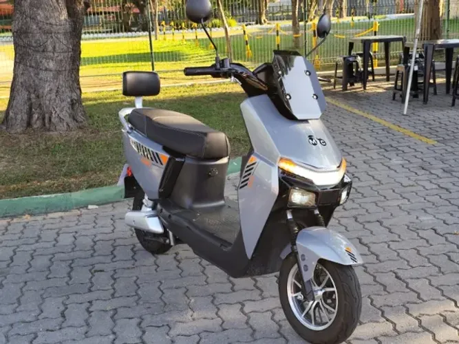 Moto Chefe GIGA 1.000W 2025 - Apenas 700KM Rodados!!!