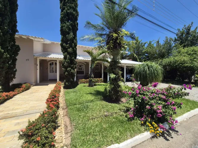 Casa de condomínio à venda, com 3 quartos, 404m² Vale do Sol em Tremembé