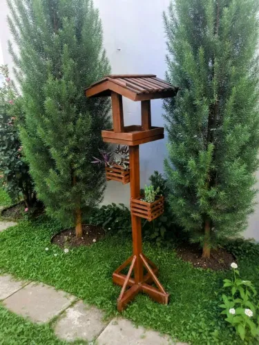 COMEDOURO PARA PÁSSARO COM SUPORTE PARA PLANTAS 