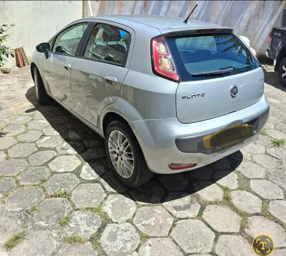 Fiat Punto Essence Dualogic 1.6 Flex 16V 5P 2013