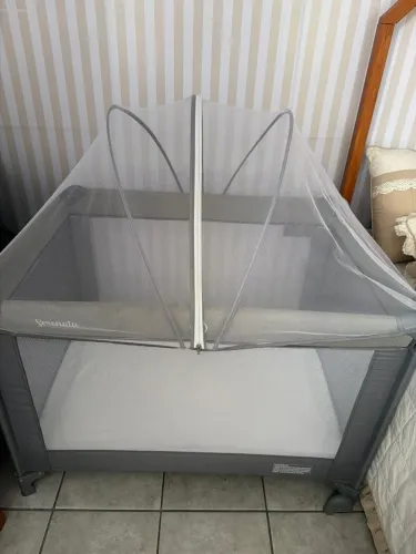 ? VENDO KIT DE BEBÊ ?  Estou vendendo: 1 carrinho de bebê 1bebê conforto 1 cercadinho  
