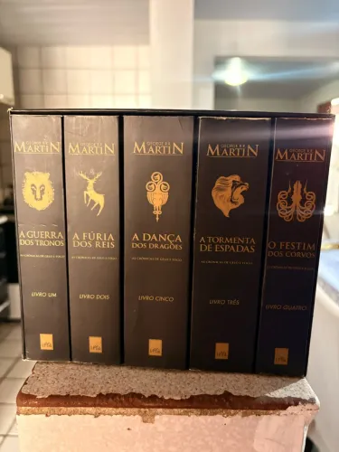 Livros As Crônicas de Gelo e Fogo Game Of Thrones