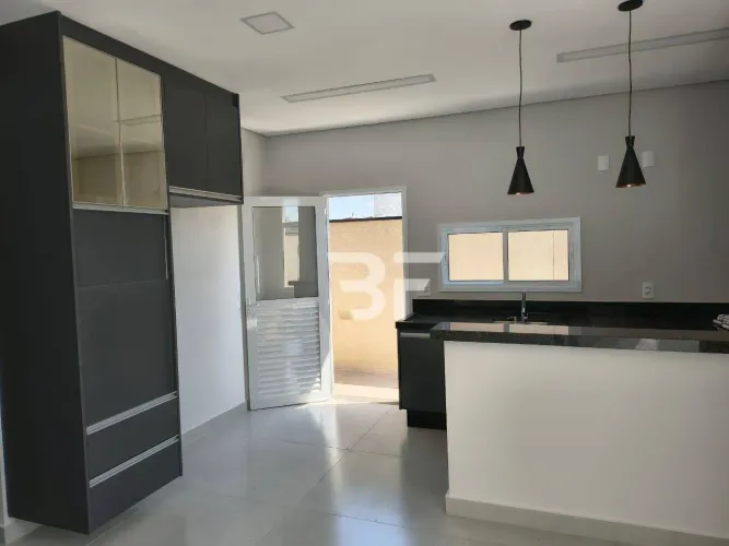 Casa com 3 dormitórios- venda por R$ 750.000 ou aluguel por R$ 3.920/mês - Jardim Casablan