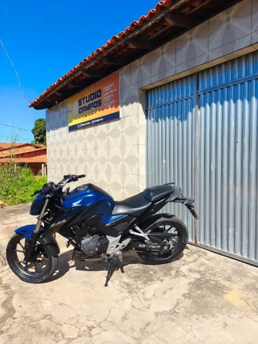Vende-se Honda Cb 300f