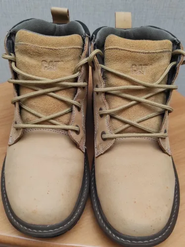 Bota Catterpillar original - amarelo honey