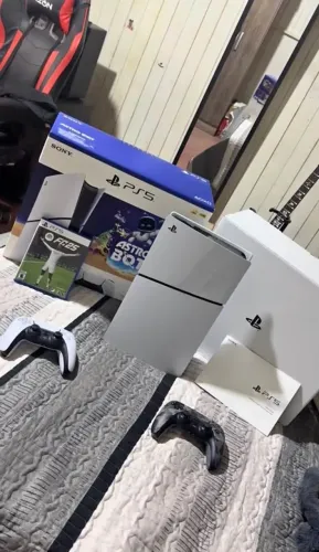 playstation 5  midia digital e fisica - 3 meses de uso - c nota | venda via olxpay