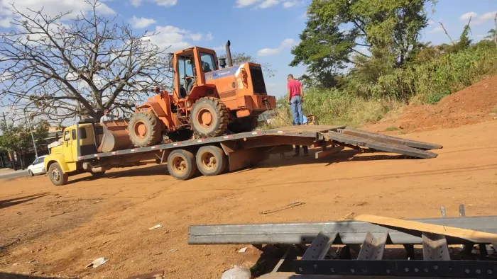 Locação bobcat, retroescavadeira, escavadeira hidráulica