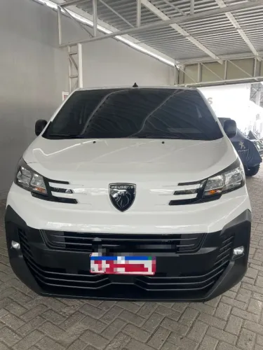 Peugeot Expert Cargo 1.5 Turbo Diesel 2025