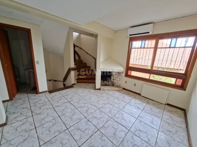 Casa em Condomínio para aluguel, 3 quartos, 1 suíte, 1 vaga, Guarujá - Porto Alegre/RS