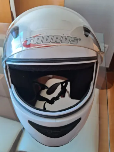 Capacete Taurus