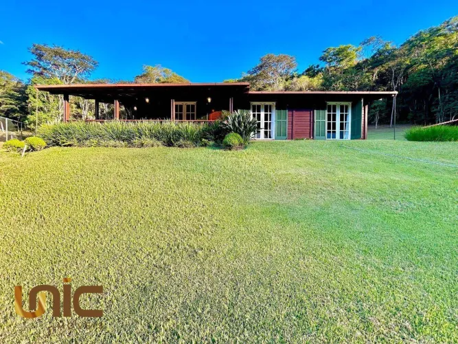 Sítio à venda, 96000 m² por R$ 3.000.000 - Pessegueiros - Teresópolis/RJ