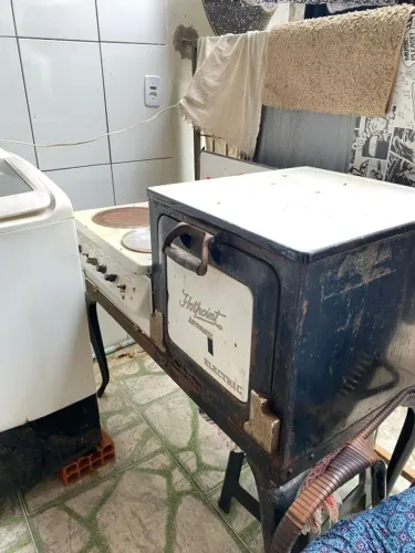 FOGÃO ANTIGO COLECIONAVEL