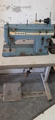 Máquina de costura Singer 20u