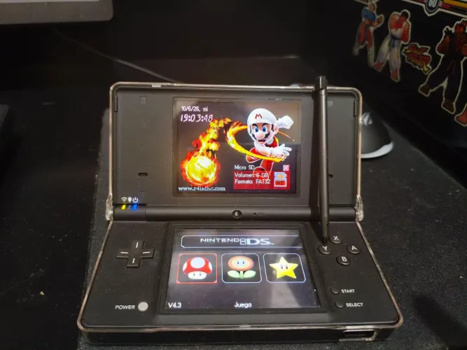 Nintendo DS Lite Preto Desbloqueado com R4 + MicroSD