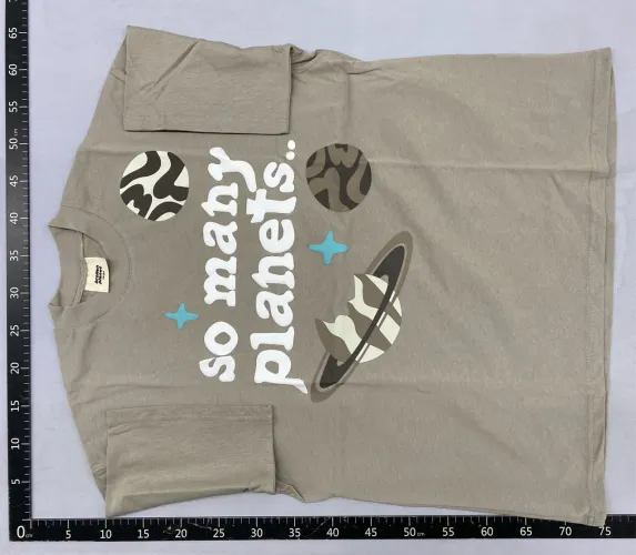 Camiseta broken planet - so many planets