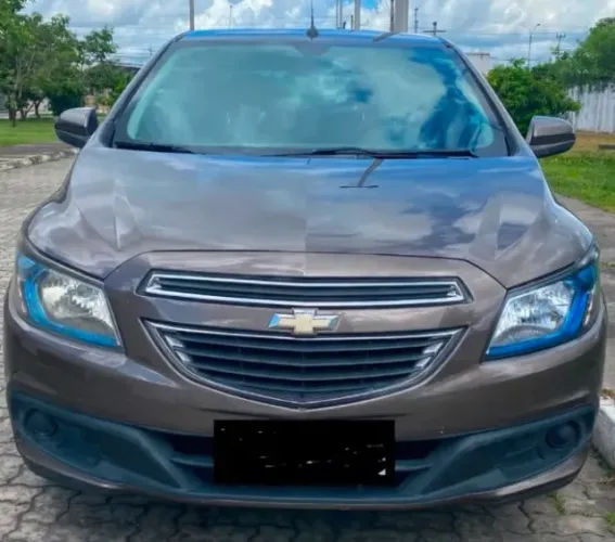 Chevrolet Onix Hatch LT 1.4 8V Flex Power Mec. 4P 2014