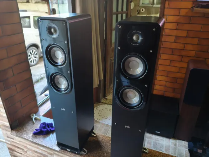 par de caixas polk signature S50