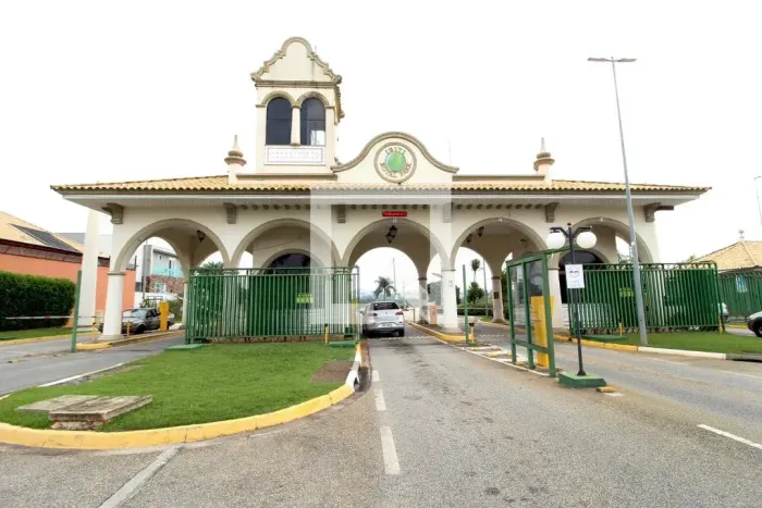 OPORTUNIDADE!!! Casa térrea para locação com 2 suítes em condomínio fechado! Condomínio Ib