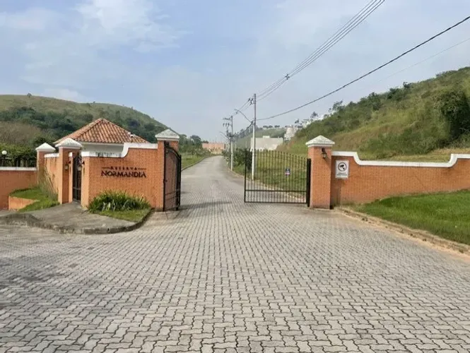 Terreno para Venda em Volta Redonda, JARDIM NORMÂNDIA