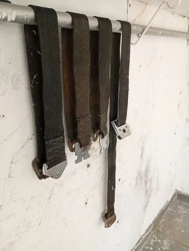 Cinto de segurança Veraneio (Banco traseiro inteiriço)