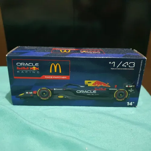 Carrinho Fórmula 1 McDonald's