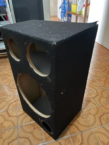 Vendo caixa selada carro fiesta sedam 
