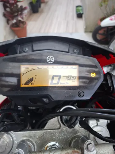 MOTO YAMAHA LANDER 250 cc