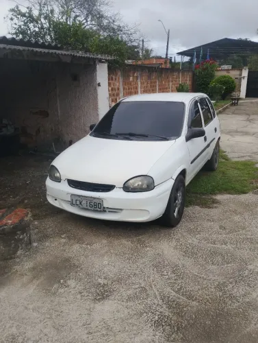 Vendo peças Corsa GL 1.6