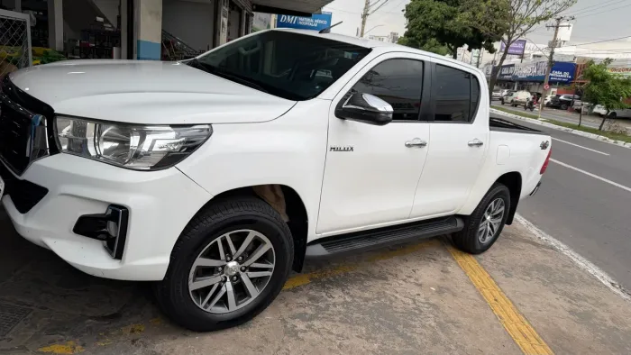 Toyota Hilux CD SRV 4X4 2.8 TDI Diesel Aut. 2020