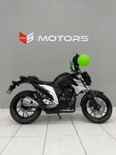 Oportunidade.. fazer 250, ano 2019/20 54.508 KM. ESMOTORS