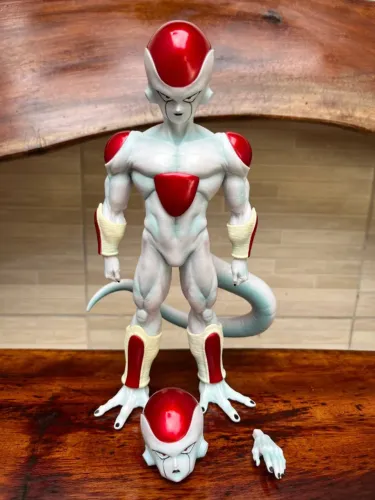 Action Figure Dragon Ball - Freeza 24cm Com Head e Mão Extra