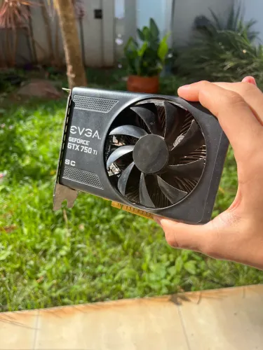 Placa de vídeo Nvidia gtx 750 ti