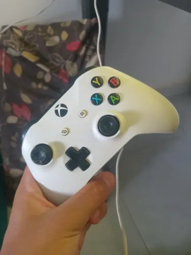 Controle Xbox one s semi novo