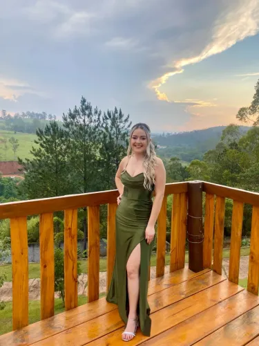 Vestido madrinha verde oliva