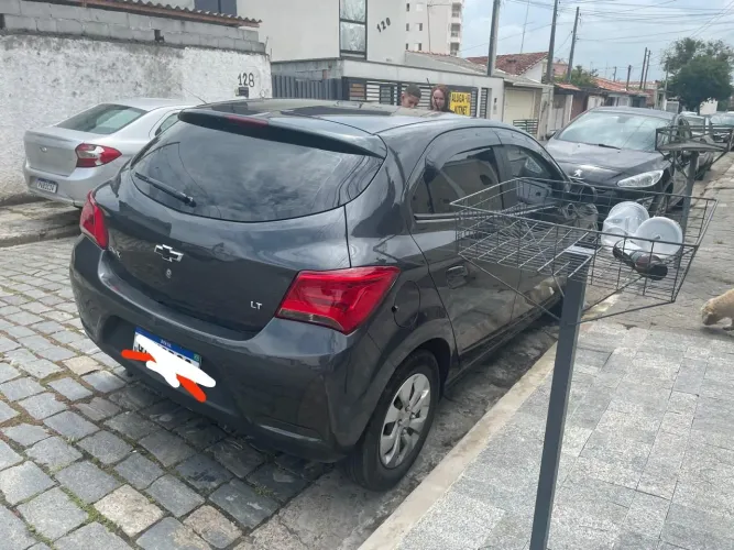 Chevrolet Onix Hatch LT 1.0 8V Flex Mec. 4P 2018