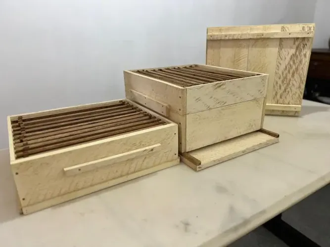 Caixas para criação de abelhas