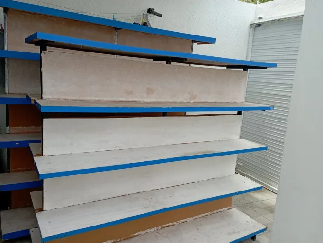 GÔNDOLA e PRATELEIRA 