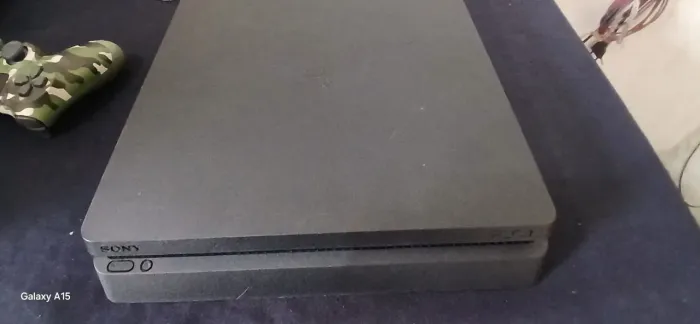 PS4 slim