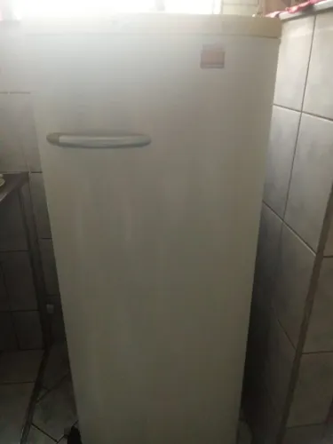 Vendo geladeira Electrolux