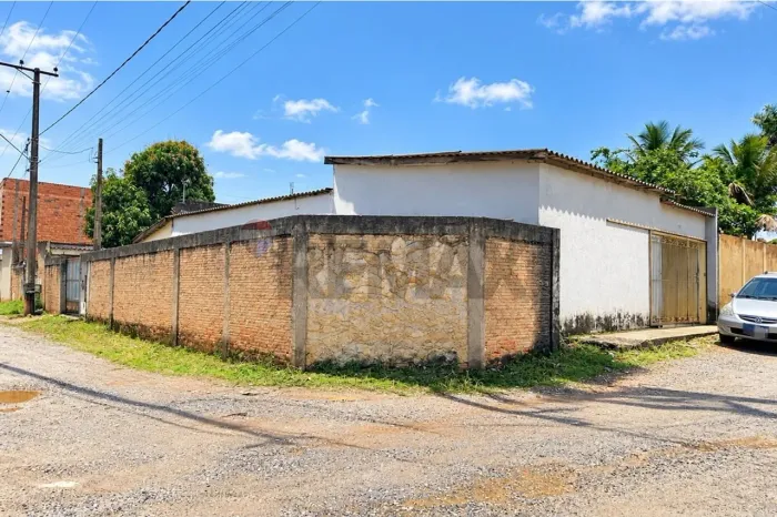 Casa à venda, Jardim Ipê, 03 dormitórios