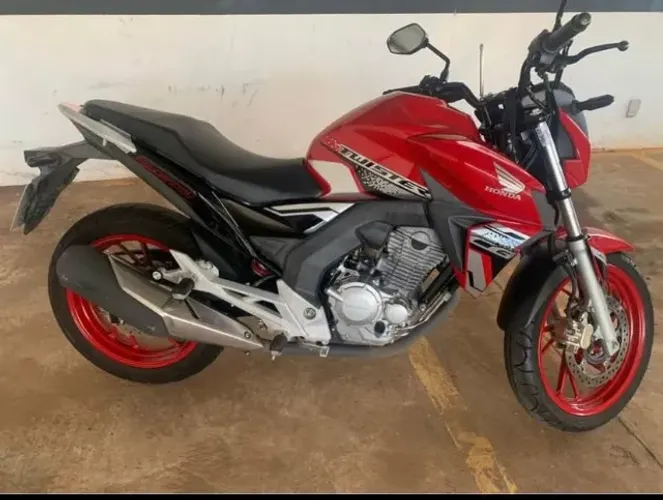 Honda CB Twister 250 - 2021 - 25.850 KM.